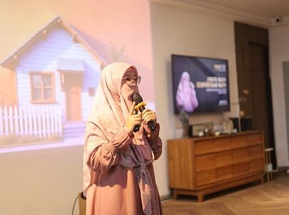 dengan banyaknya dm dari teman teman menulis yang pada nanyain, “kak, kapan kelas nulisnya lagi” (1)